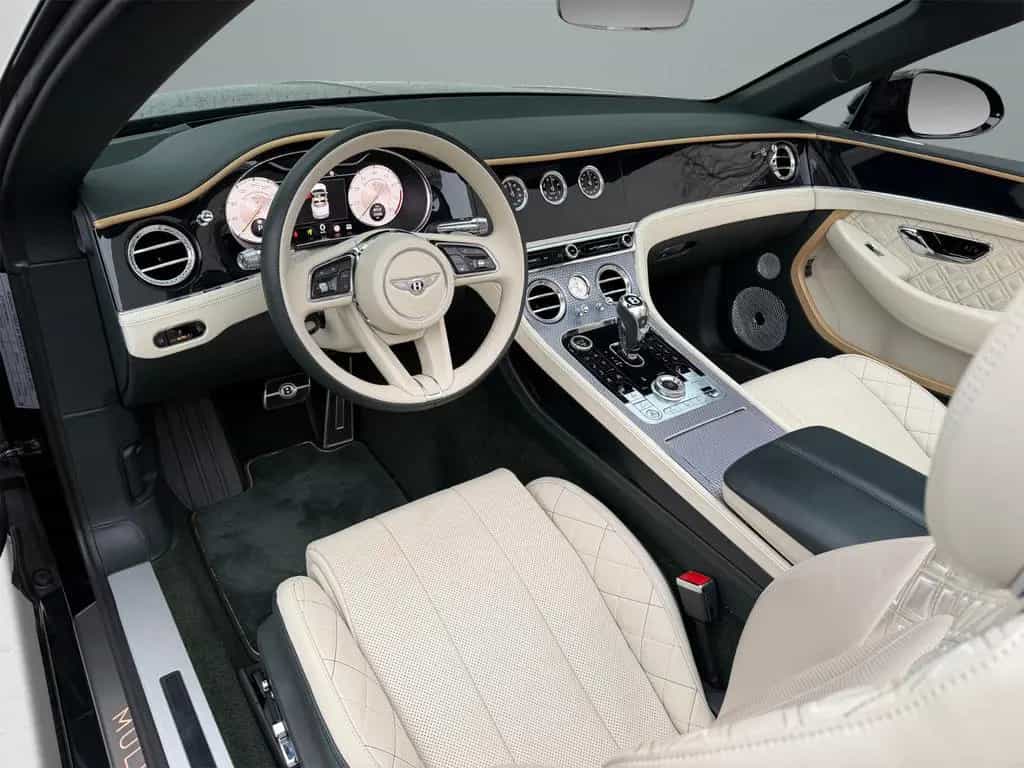 Bentley Continental GTC V8 MULLINER EDITION - BLACKLINE 03/2024-photo-20