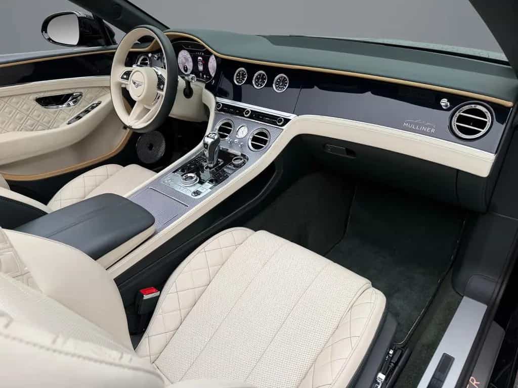 Bentley Continental GTC V8 MULLINER EDITION - BLACKLINE 03/2024-photo-25