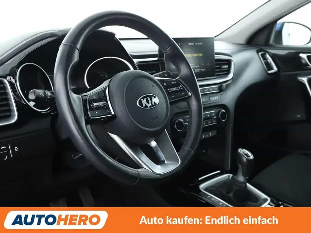 Kia Ceed 1.0 TGDI Spirit*NAVI*LED*CAM*PDC*SHZ*PANO* 02/2019-photo-10