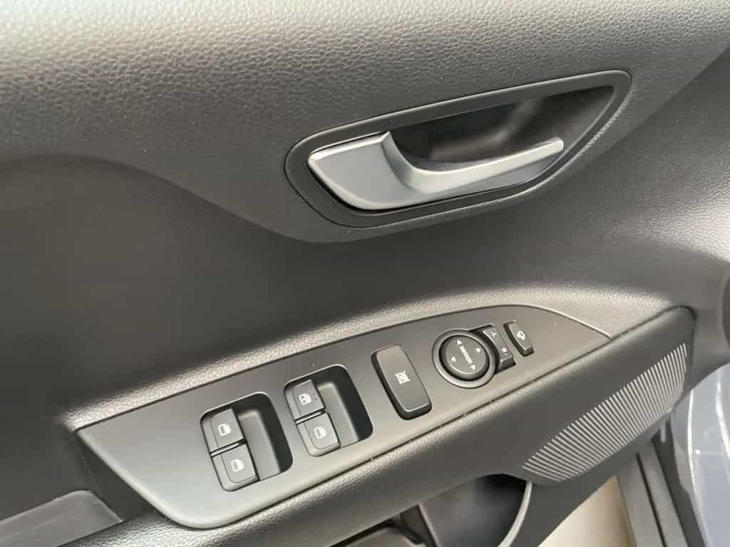 Kia Stonic 1.0 T-GDI 48V Platinum Edition 02/2022-photo-30