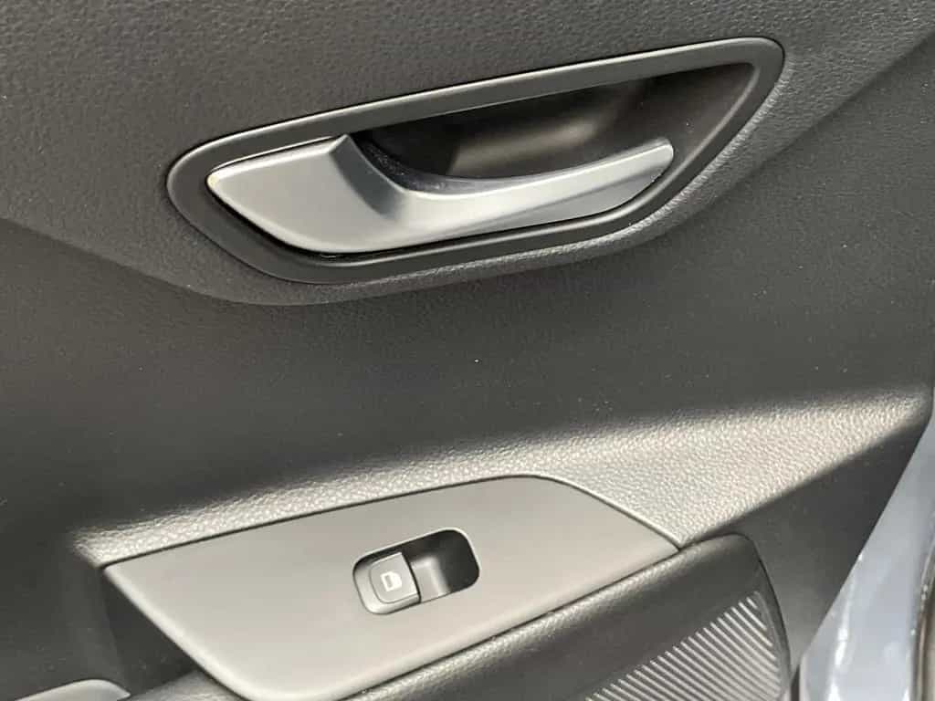 Kia Stonic 1.0 T-GDI 48V Platinum Edition 02/2022-photo-33
