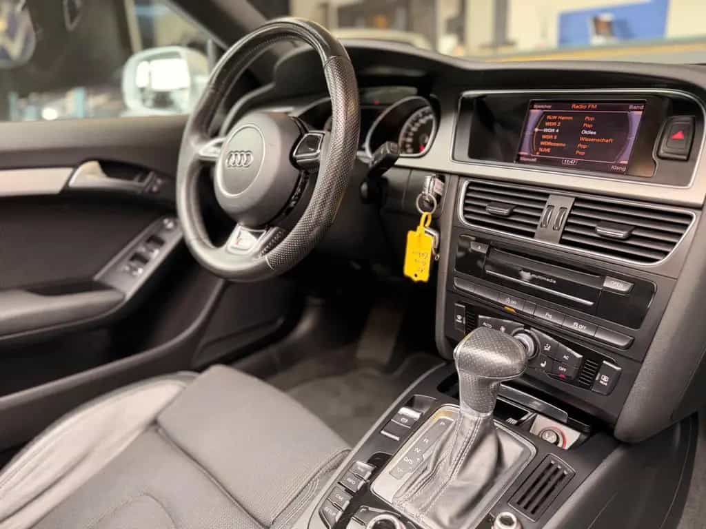 Audi A5 Cabriolet 2.0 TFSI/Xenon/BT/Sportsitze/BT 07/2012-photo-24