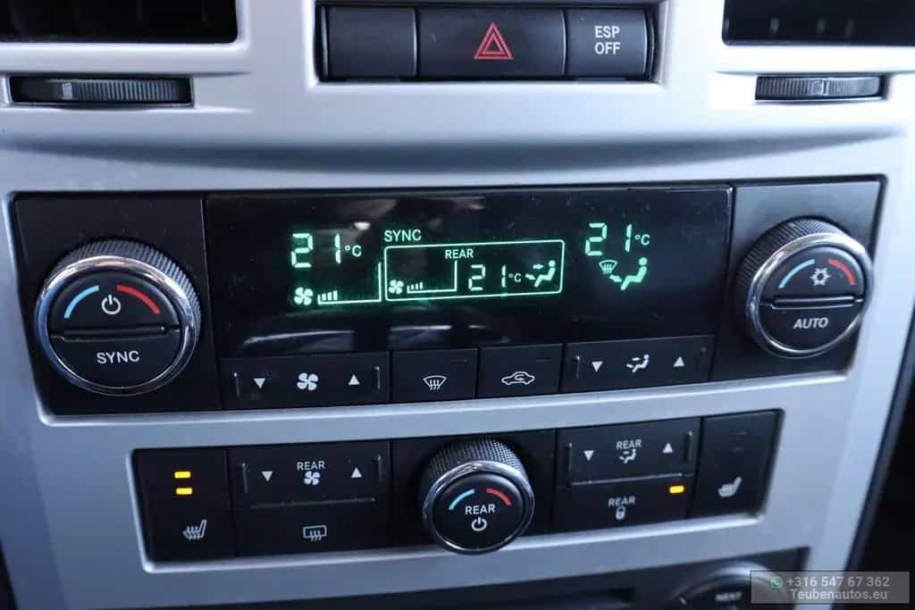 Chrysler Grand Voyager 3.8 V6 Limited | BTW Auto | 7 sitz 10/2009-photo-34