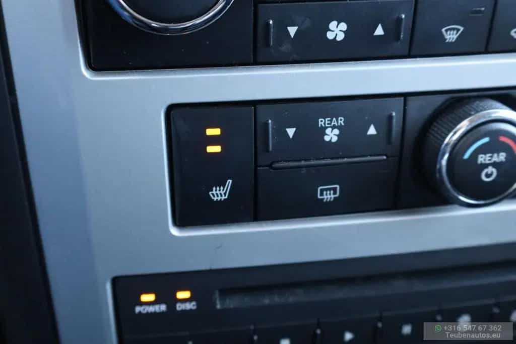 Chrysler Grand Voyager 3.8 V6 Limited | BTW Auto | 7 sitz 10/2009-photo-35