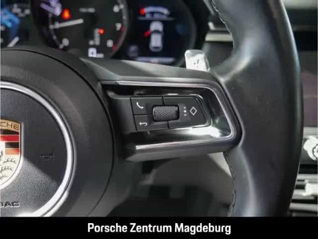 Porsche Macan *PANO*PARKASSISTENT*SHZ* 03/2023-photo-17
