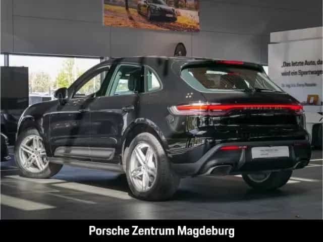 Porsche Macan *PANO*PARKASSISTENT*SHZ* 03/2023-photo-1