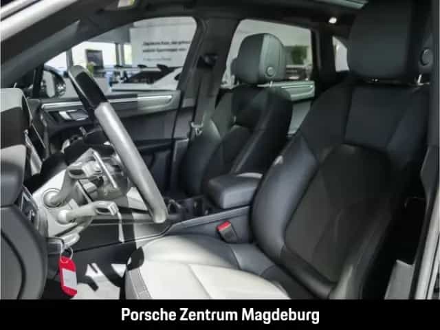 Porsche Macan *PANO*PARKASSISTENT*SHZ* 03/2023-photo-3