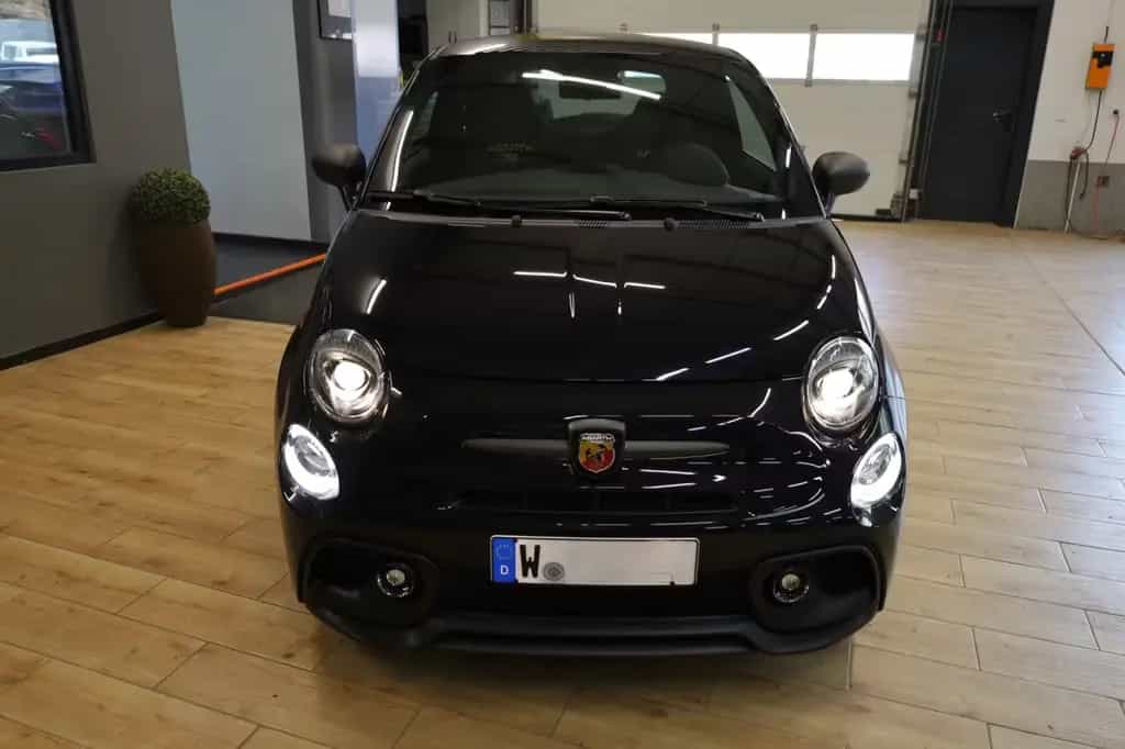 Abarth 500 695 75 Anniversario/Navi/Sportsitze /beats/ 06/2024-photo-1