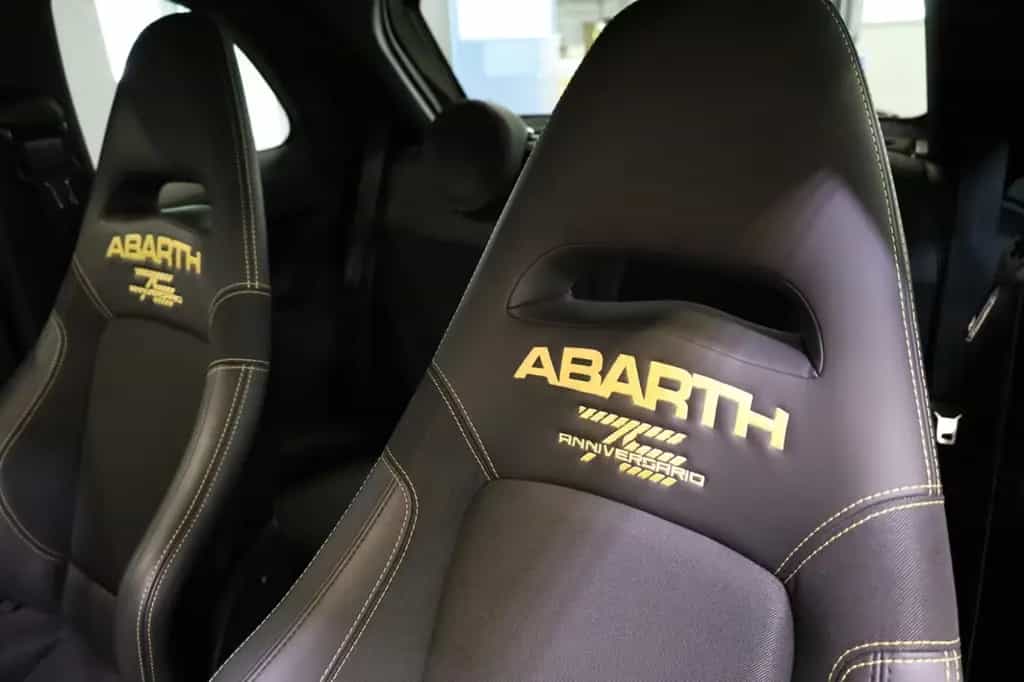 Abarth 500 695 75 Anniversario/Navi/Sportsitze /beats/ 06/2024-photo-12