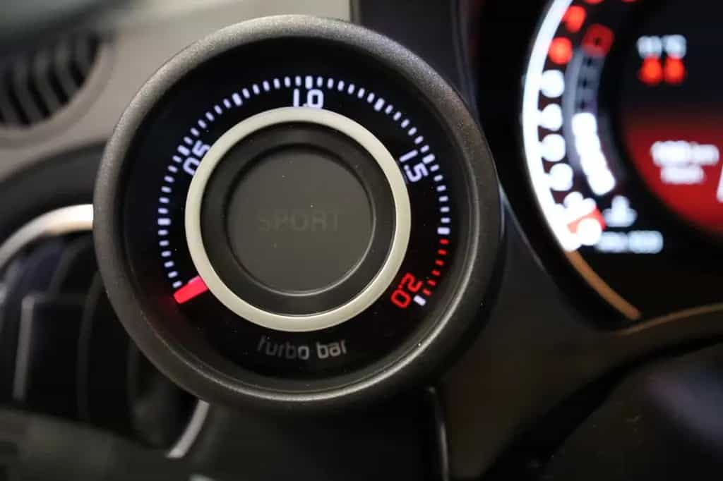 Abarth 500 695 75 Anniversario/Navi/Sportsitze /beats/ 06/2024-photo-17