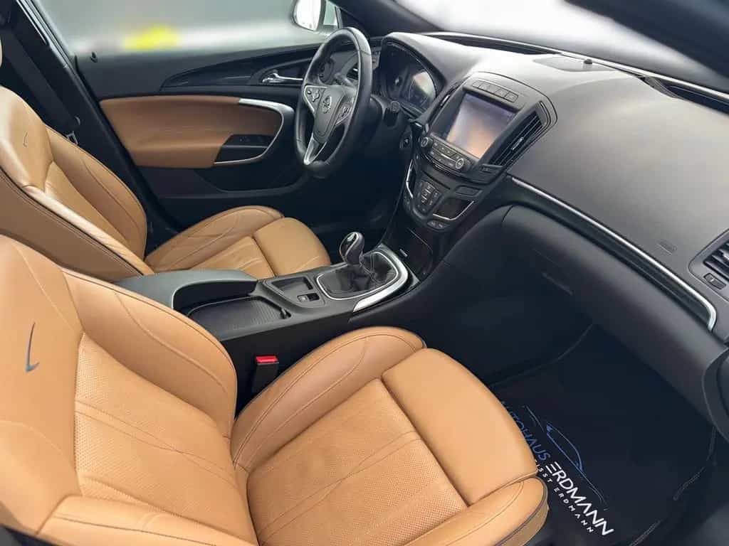 Opel Insignia 1,6 Turbo CT*Pano*Leder*Xenon*Totw*Spur 05/2016-photo-23