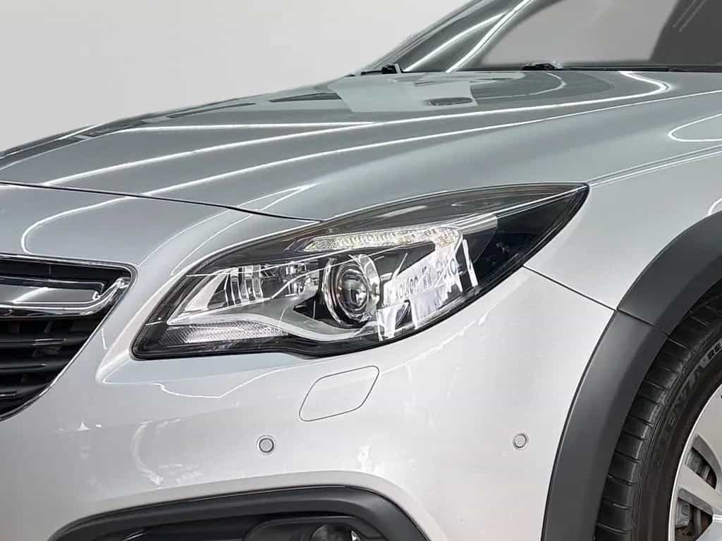 Opel Insignia 1,6 Turbo CT*Pano*Leder*Xenon*Totw*Spur 05/2016-photo-29