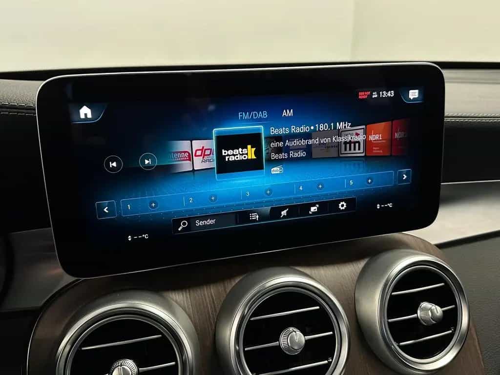 Mercedes-Benz GLC 220 d 4M AMG Night Standh Distronic Panorama 10/2020-photo-10