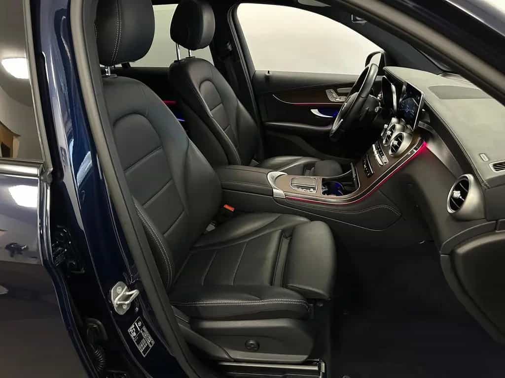 Mercedes-Benz GLC 220 d 4M AMG Night Standh Distronic Panorama 10/2020-photo-19