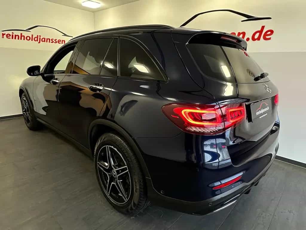 Mercedes-Benz GLC 220 d 4M AMG Night Standh Distronic Panorama 10/2020-photo-4