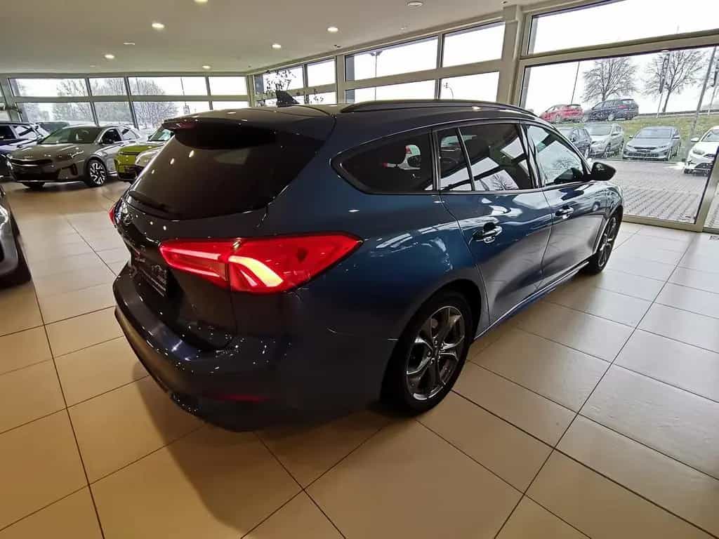 Ford Focus Turnier 1.0 EcoBoost ST-Line LED|Navi|SHZ| 10/2018-photo-5