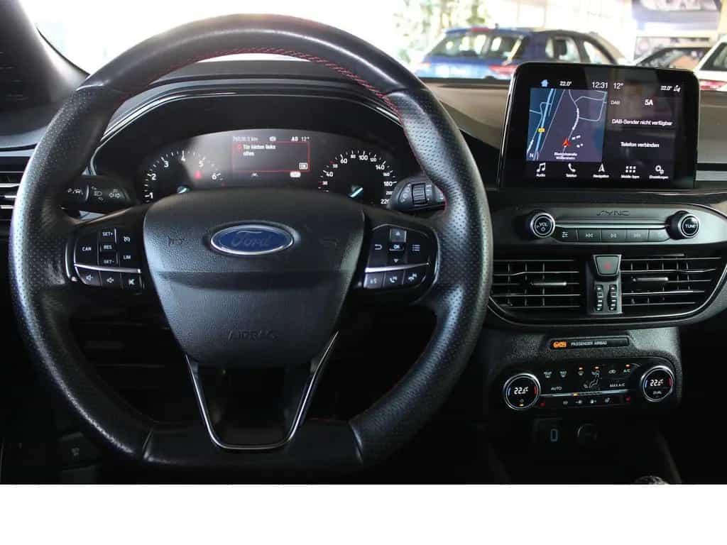 Ford Focus ST-Line,Sitzheizung,Kamera,Top-Zustand 10/2019-photo-7