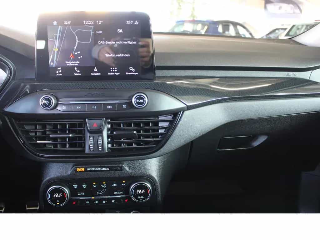 Ford Focus ST-Line,Sitzheizung,Kamera,Top-Zustand 10/2019-photo-8