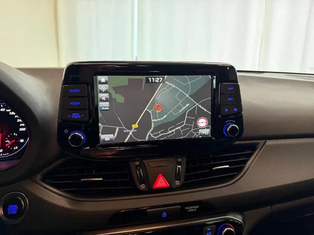 Hyundai i30 N Performance 1. HAND KAMERA NAVI LED 09/2019-photo-19