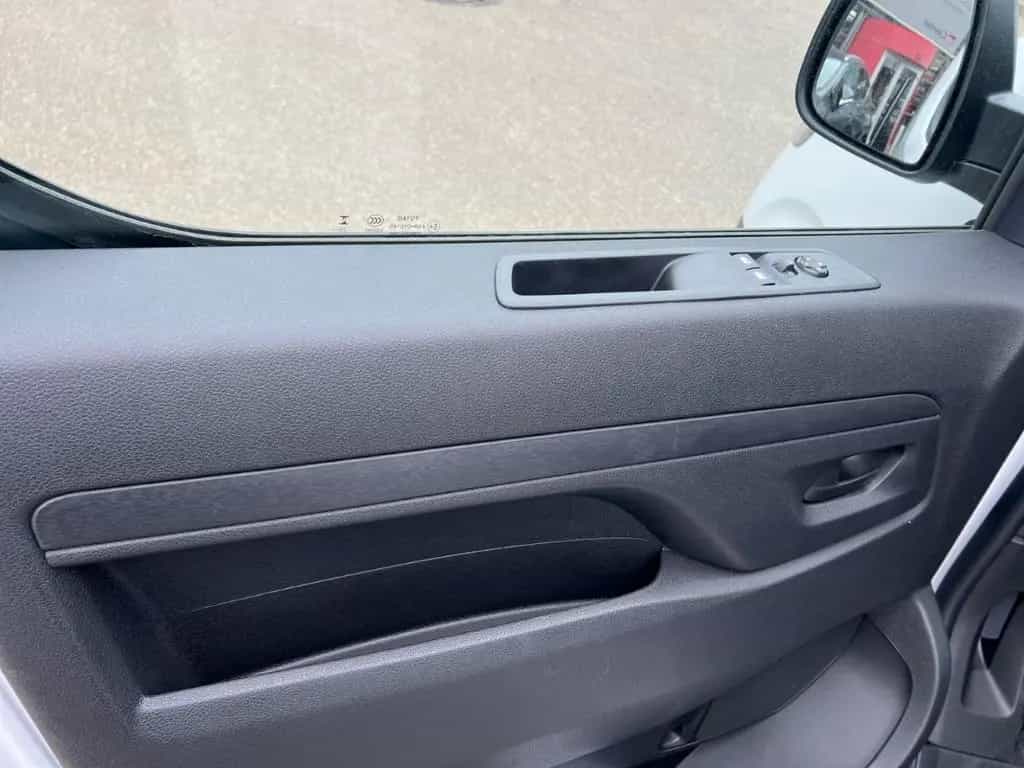 Toyota Proace (Verso) Proace Pro Ace 1,5L D 120 PS Work L1 03/2026-photo-13
