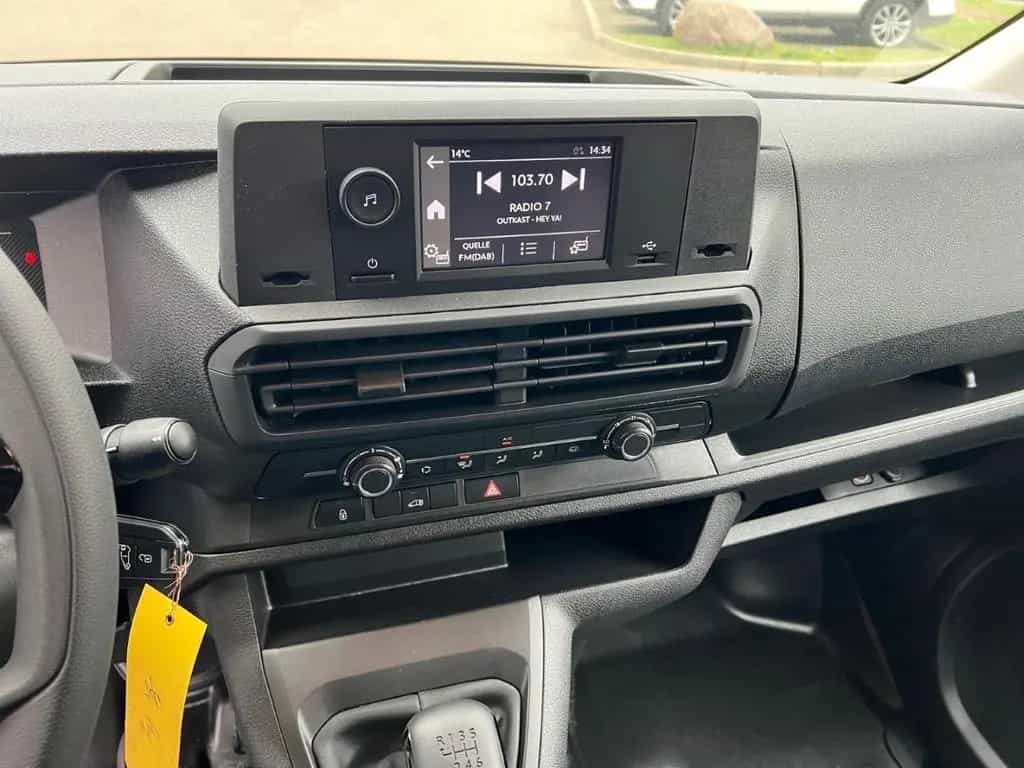 Toyota Proace (Verso) Proace Pro Ace 1,5L D 120 PS Work L1 03/2026-photo-18