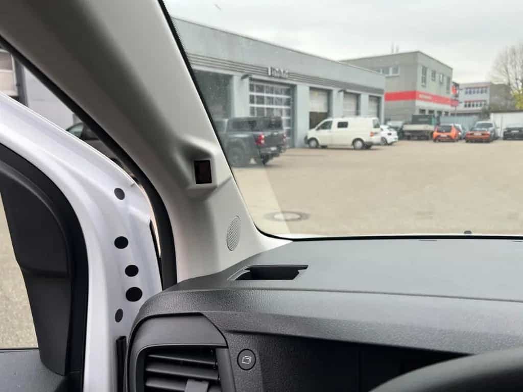 Toyota Proace (Verso) Proace Pro Ace 1,5L D 120 PS Work L1 03/2026-photo-21