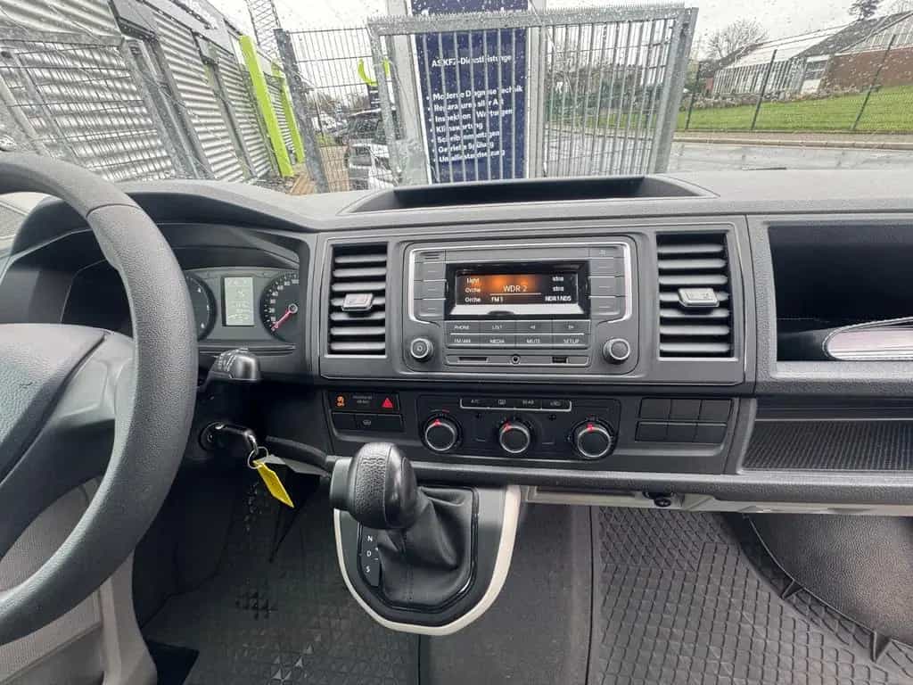 Volkswagen Transporter CARAVELLE ECO PRFI 7SITZE DSG KLIMA ALU´S 04/2018-photo-16