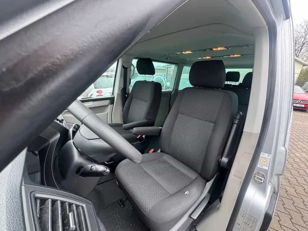 Volkswagen Transporter CARAVELLE ECO PRFI 7SITZE DSG KLIMA ALU´S 04/2018-photo-9