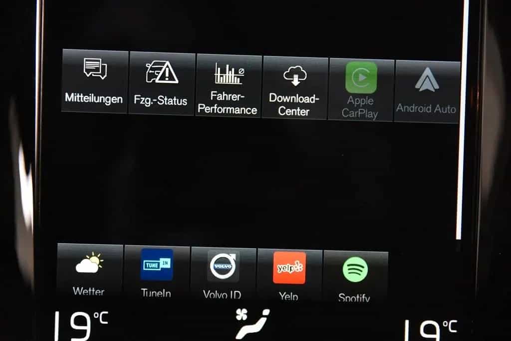 Volvo V60 B4 Inscription *1.Hand*Leder*Navi*Standheiz. 06/2021-photo-13