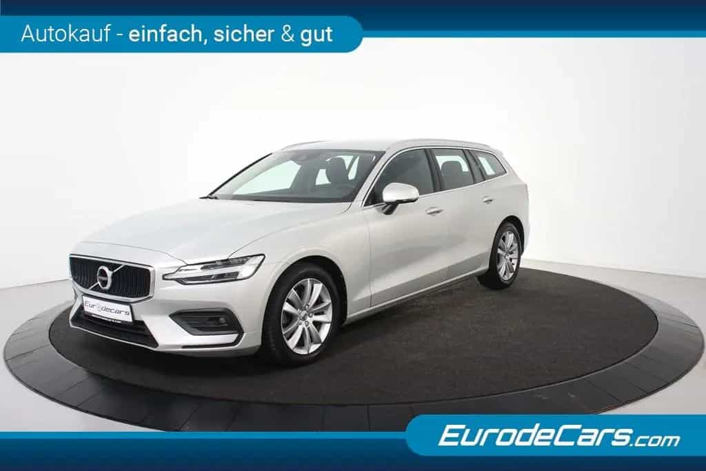 Volvo V60 B4 Inscription *1.Hand*Leder*Navi*Standheiz. 06/2021-photo-4