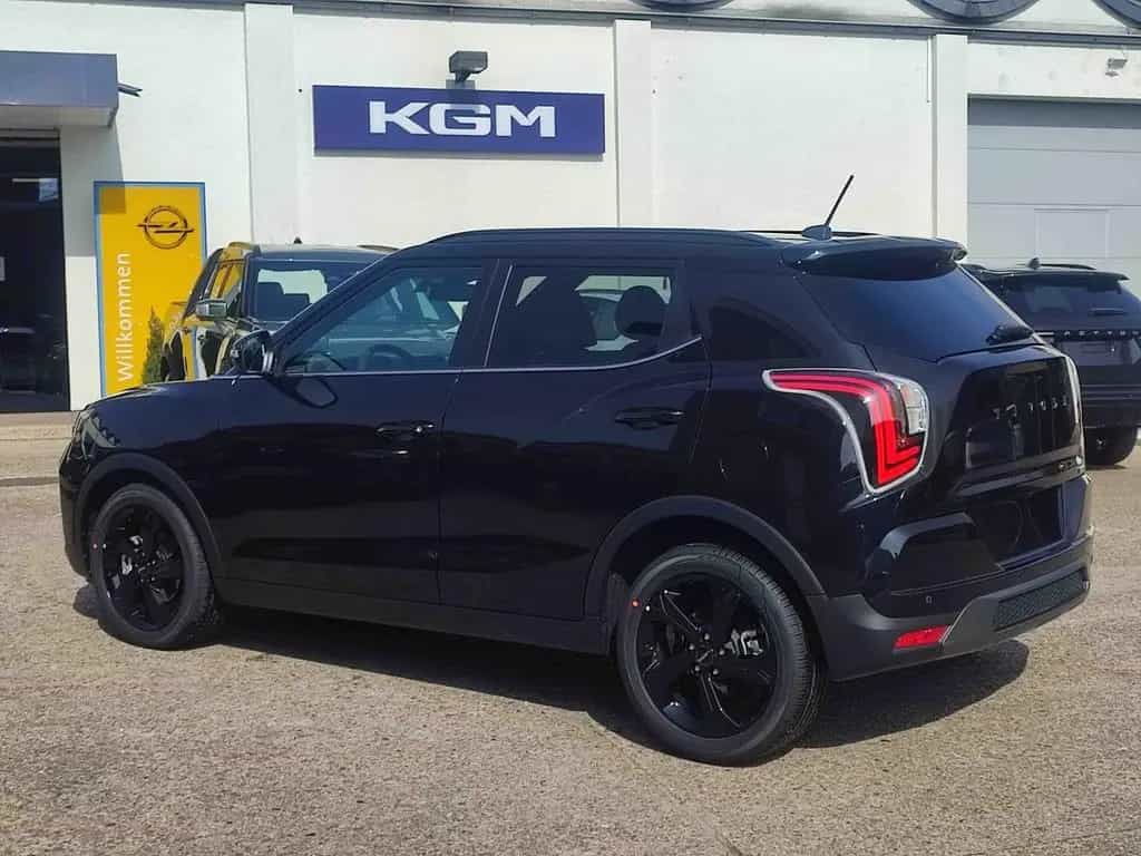 KGM Tivoli 1.5 Limited Sondermodell Automatik null-photo-3
