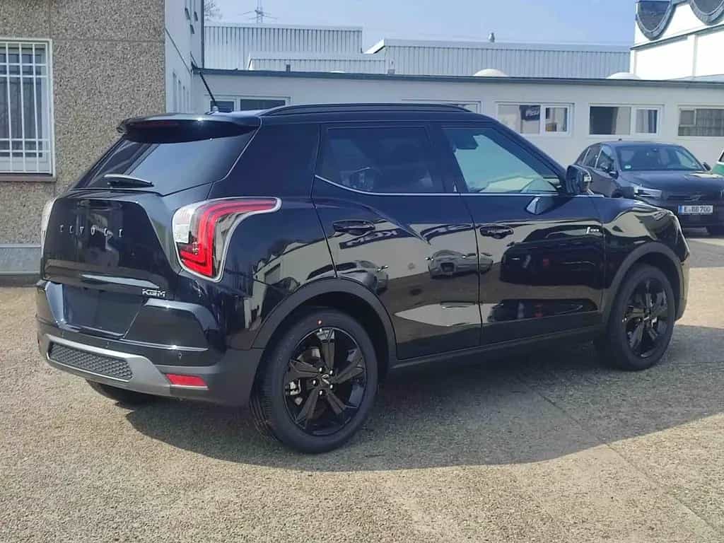 KGM Tivoli 1.5 Limited Sondermodell Automatik null-photo-6