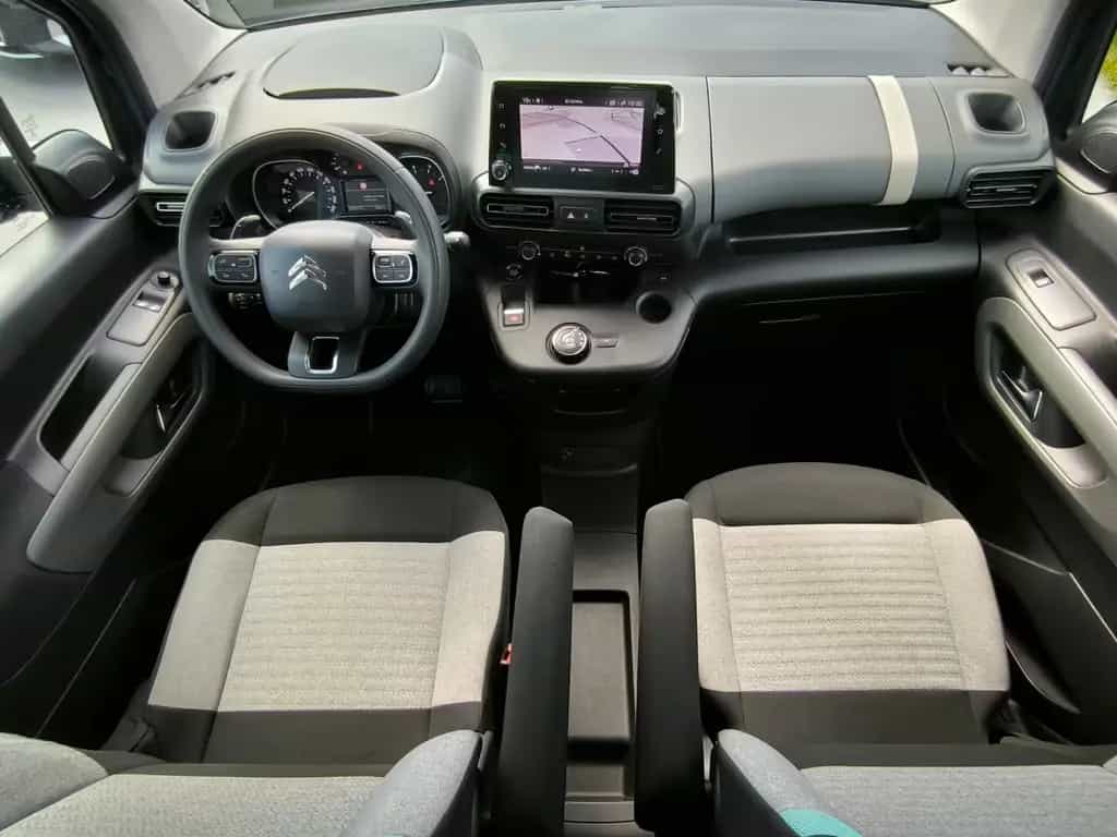 Citroën Berlingo M PureTech 130 EAT8 FEEL*Navi*Kamera 08/2021-photo-6