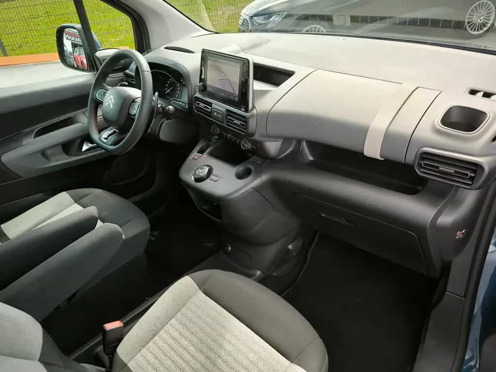 Citroën Berlingo M PureTech 130 EAT8 FEEL*Navi*Kamera 08/2021-photo-8