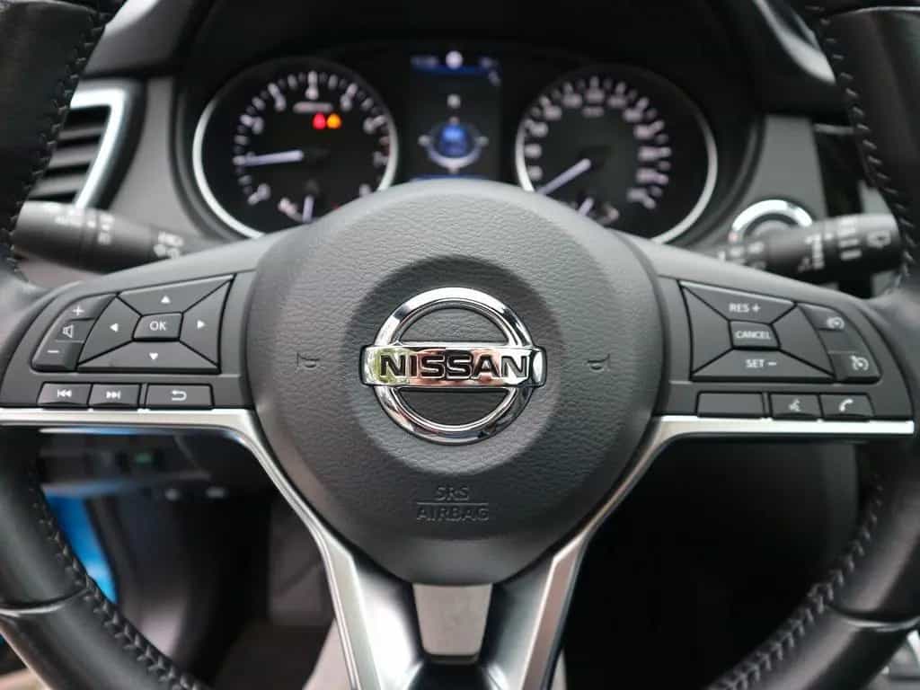 Nissan Qashqai 1.3 DIG-T Tekna+ Panorama Navi 360° 02/2019-photo-17