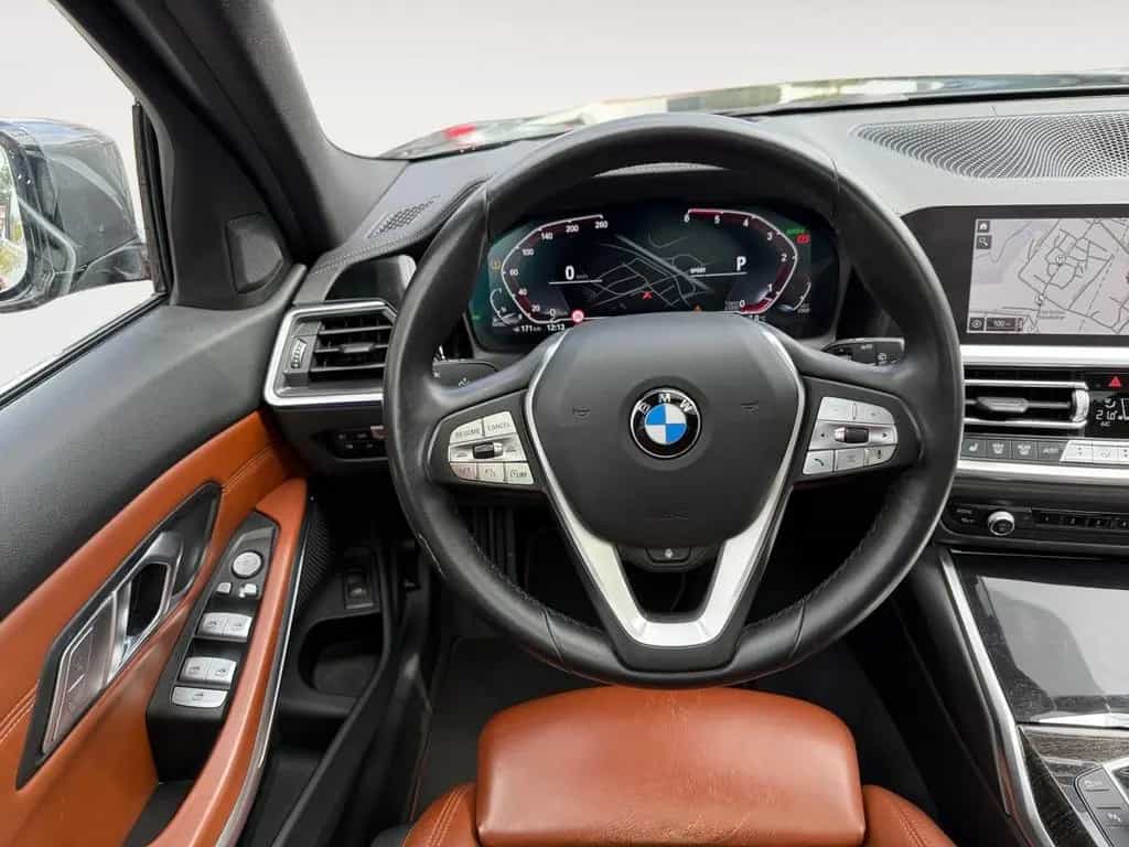 BMW 3 Series 08/2021-photo-11