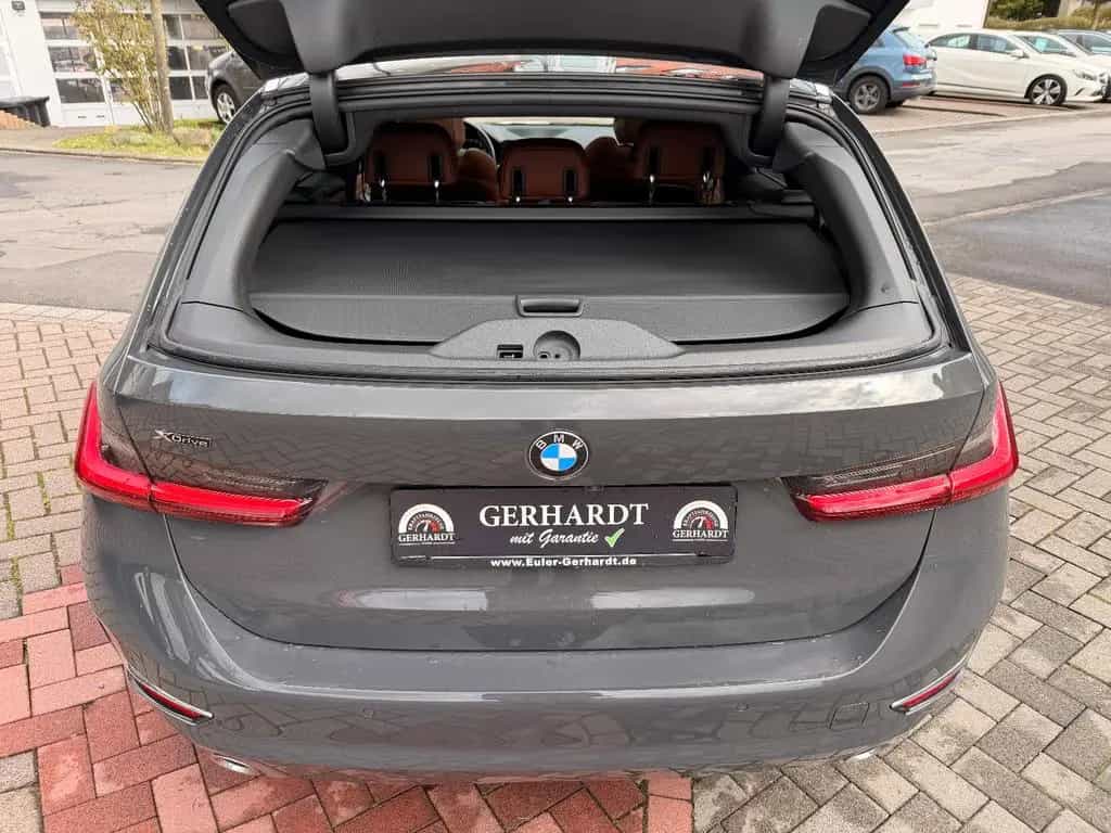 BMW 3 Series 08/2021-photo-15