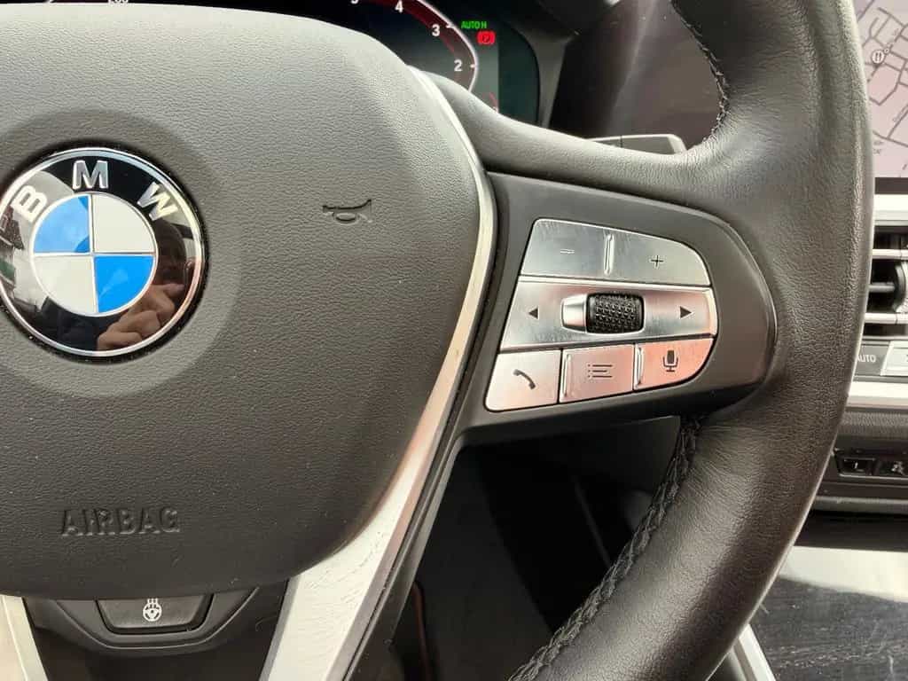 BMW 3 Series 08/2021-photo-23