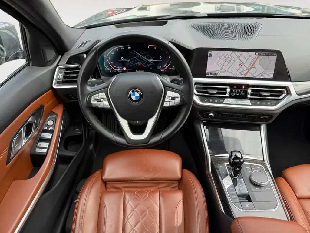 BMW 3 Series 08/2021-photo-9