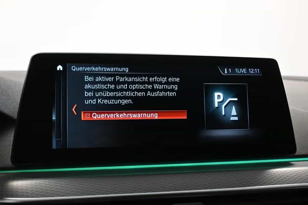 BMW 5 Series 530 d xDrive M Sport*LED*ST-HEIZ*RFK*AHK*ACC 08/2018-photo-32
