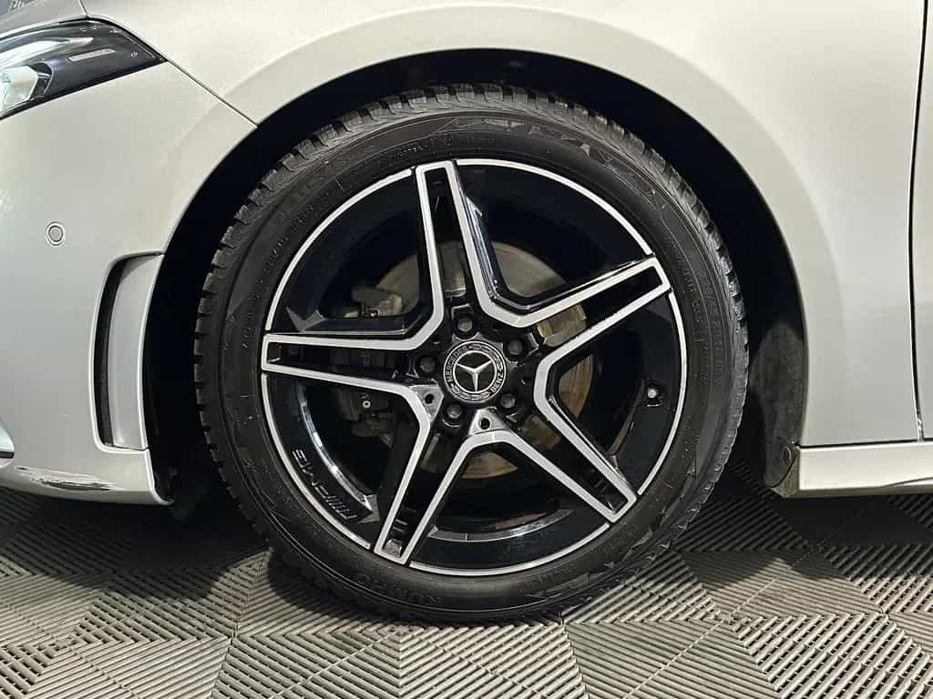 Mercedes-Benz A-Class 200*AMG LINE*NIGHT-LED-TEMPO-MBUX-R.KAM-SPUR 03/2019-photo-9