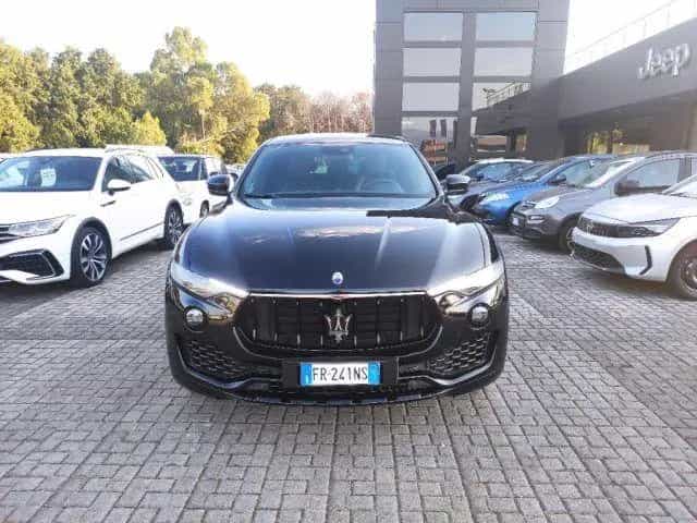 Maserati Levante MASERATI Levante V6 Diesel 275 CV AWD Nerissimo 06/2018-photo-1
