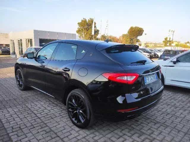Maserati Levante MASERATI Levante V6 Diesel 275 CV AWD Nerissimo 06/2018-photo-3