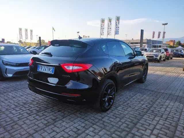 Maserati Levante MASERATI Levante V6 Diesel 275 CV AWD Nerissimo 06/2018-photo-5