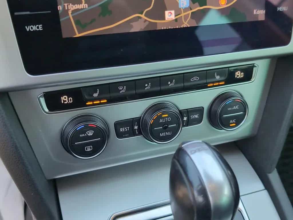 Volkswagen Passat Variant Comfortline *LED*AHK*ACC*Assist+* 06/2018-photo-10