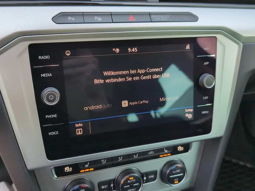 Volkswagen Passat Variant Comfortline *LED*AHK*ACC*Assist+* 06/2018-photo-13