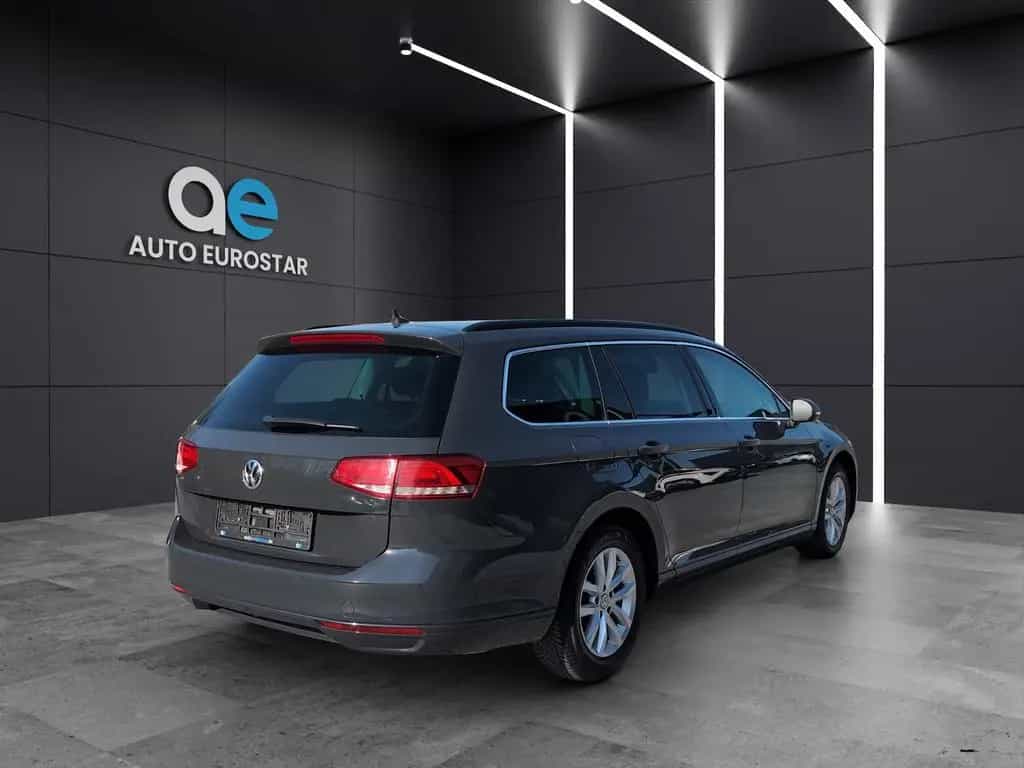 Volkswagen Passat Variant Comfortline *LED*AHK*ACC*Assist+* 06/2018-photo-2