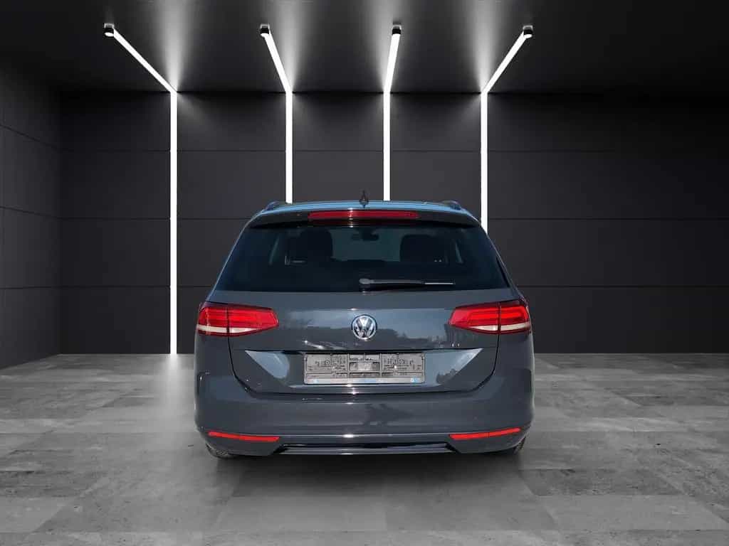 Volkswagen Passat Variant Comfortline *LED*AHK*ACC*Assist+* 06/2018-photo-23
