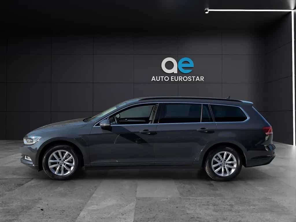Volkswagen Passat Variant Comfortline *LED*AHK*ACC*Assist+* 06/2018-photo-4