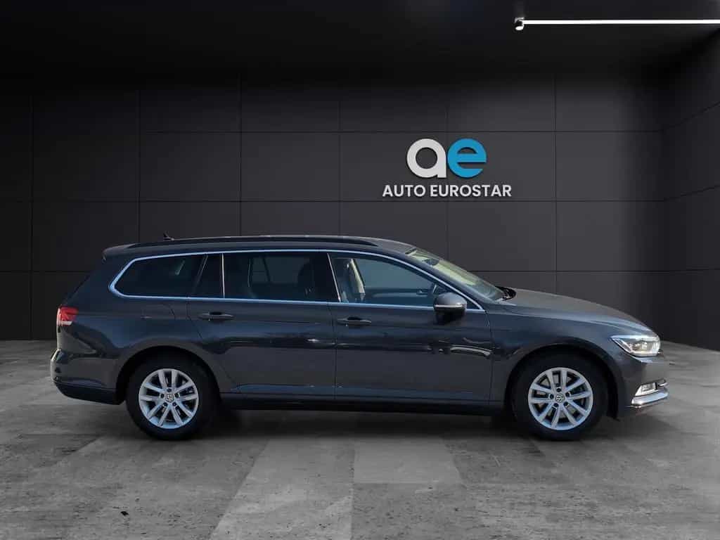 Volkswagen Passat Variant Comfortline *LED*AHK*ACC*Assist+* 06/2018-photo-5
